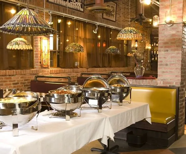 Twain Hotel 4*